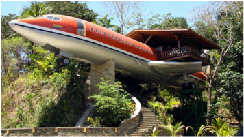 Picture of a 727 plane converted into a home